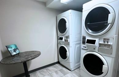 the suites at red deer coin laundry